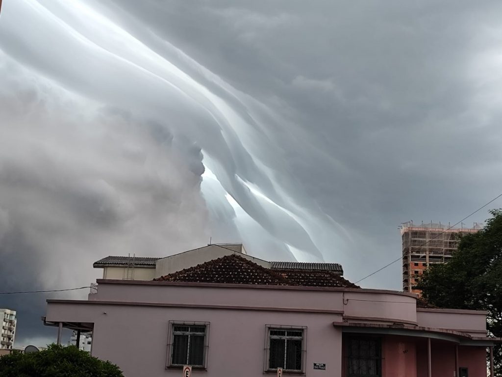 Fortes chuvas atingem Rio Grande do Sul na última sexta feira do ano