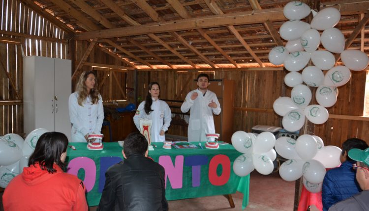 Oficina com acadêmicos do curso de Odontologia da Ideau
