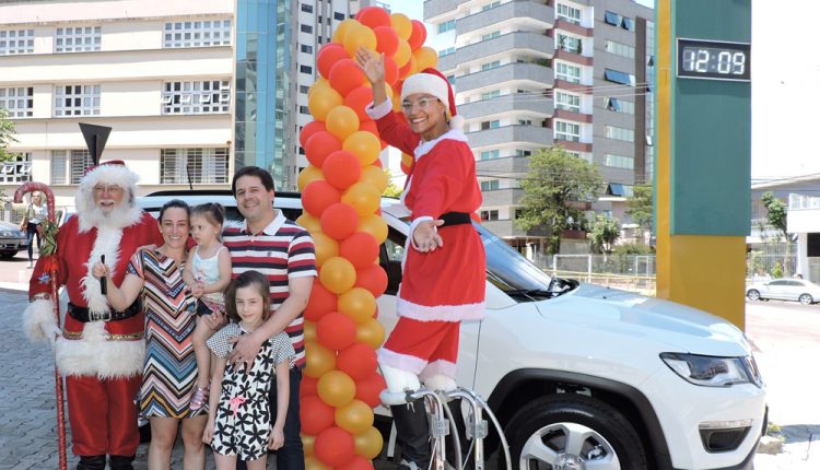 Foto 7 – Marcelo Manuseto Baccin com o Jeep