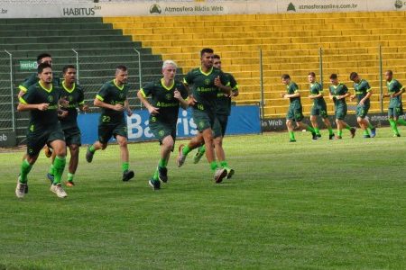 Canarinho define primeiros amistosos da pré-temporada