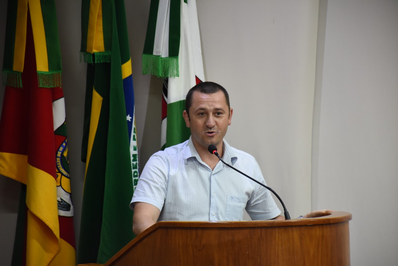 Ale Dal Zotto solicita melhorias no entroncamento entre as ruas Itália e Júlio Trombini