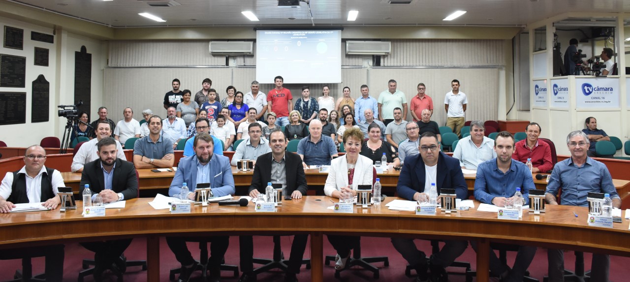 Câmara presta diversas homenagens com nomes de ruas do Loteamento Arvoredo