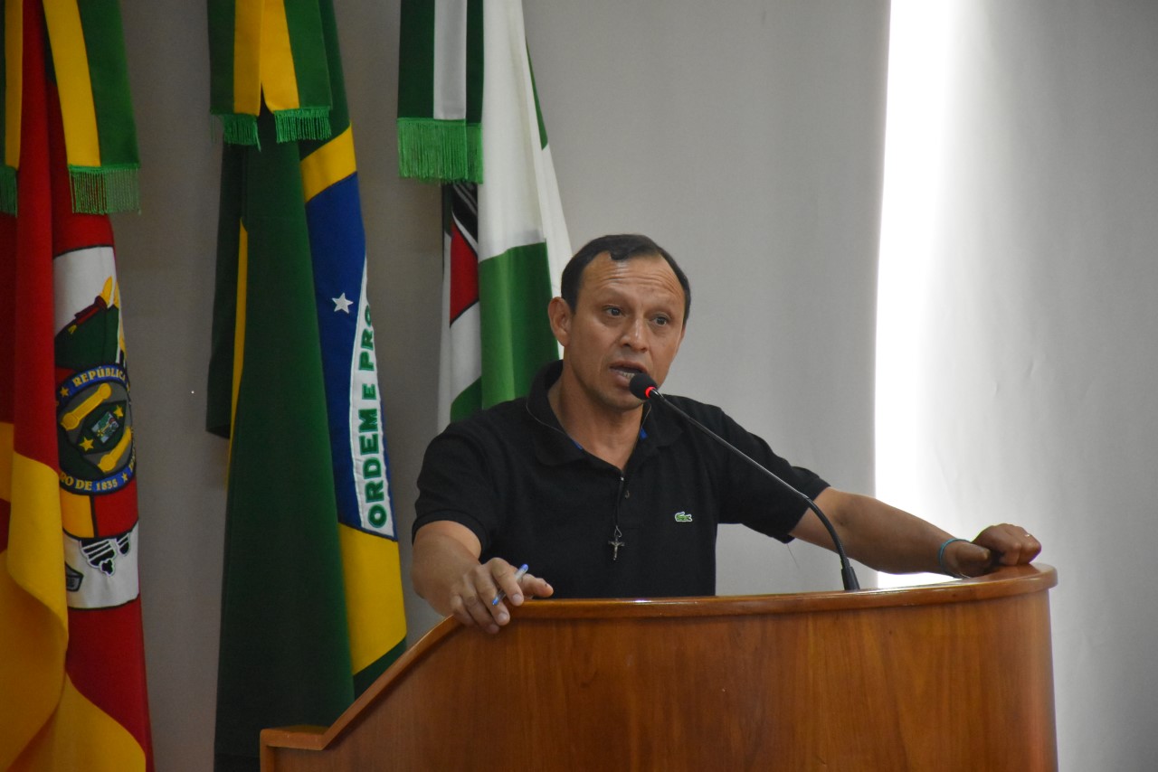 Serginho solicita instalação de academia ao ar livre junto ao Hospital Santa Terezinha