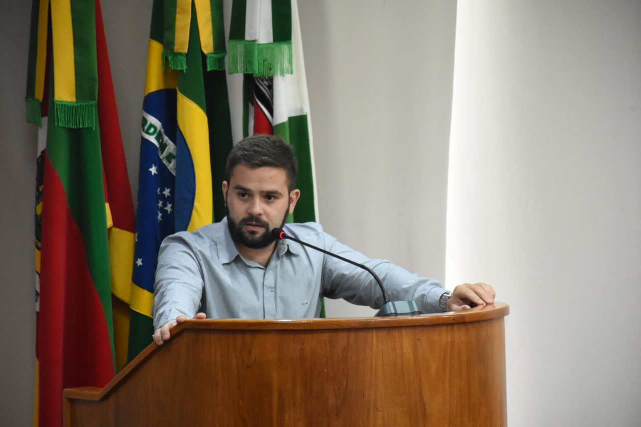 Aprovada moção de repúdio ao aumento do Fundo Eleitoral de autoria do vereador Renan Soccol