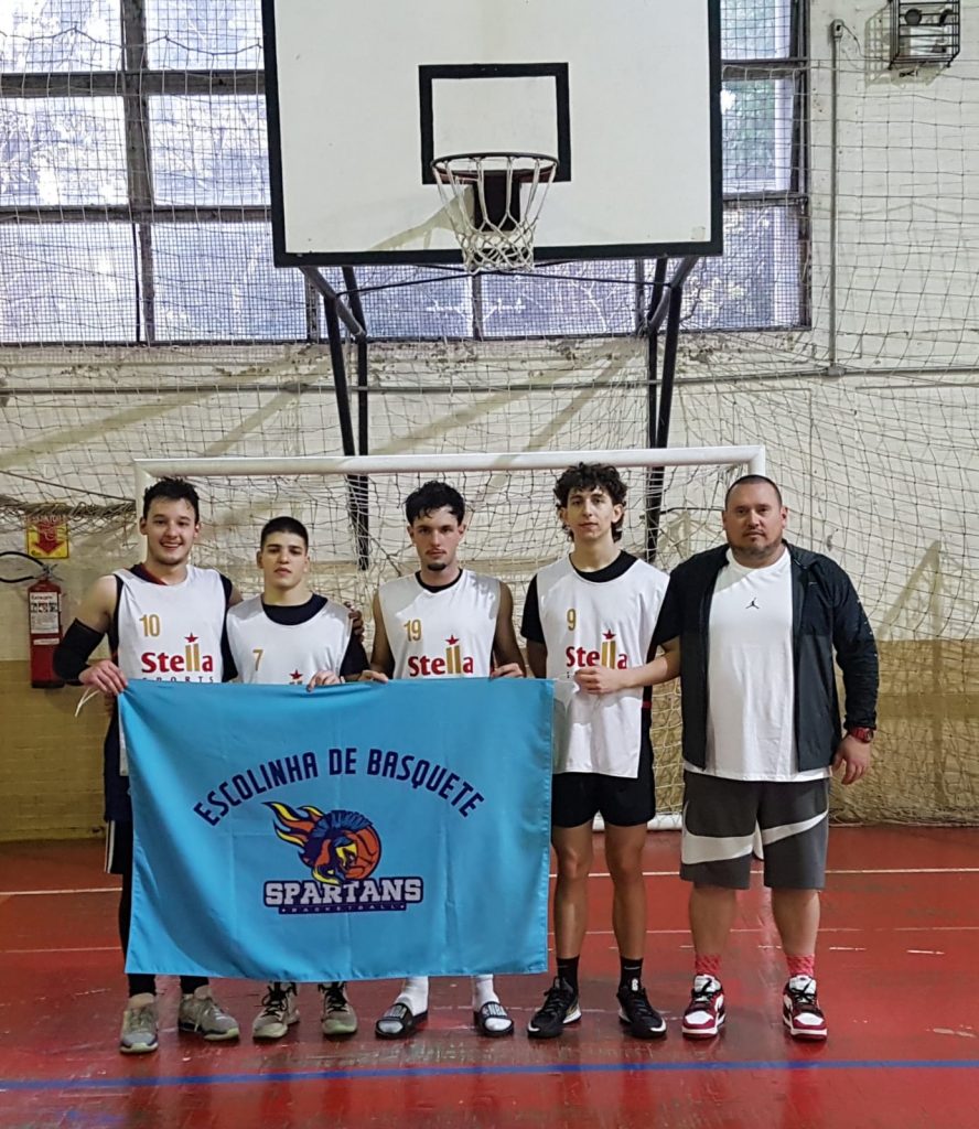 Escolinha de Basquete Spartans Basketball traz para Erechim ótimos  resultados – Jornal Boa Vista e Rádio Cultura 105.9 Fm