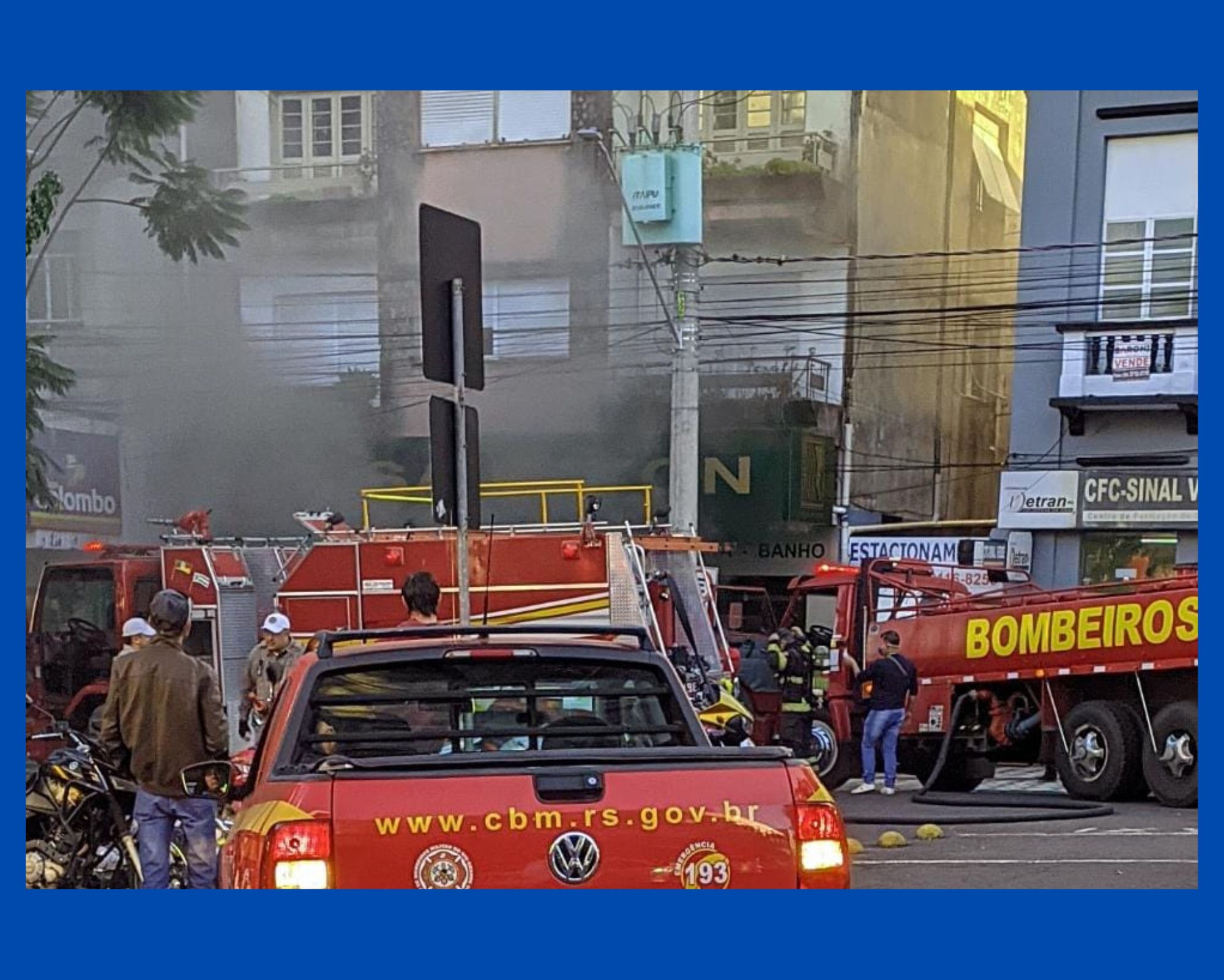 AU Online - INCÊNDIO Casa pega fogo no centro de Erechim   =10354:casa-pega-fogo-no-centro-de-erechim