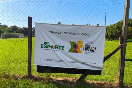 FUTEBOL: ESPORTE E EDUCAÇÃO EM VERDE E AMARELO EM ERECHIM