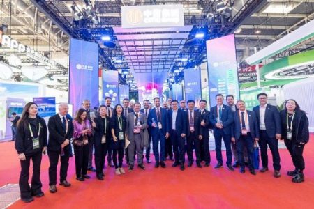 Famurs participa da China International Supply Chain Expo, em Pequim