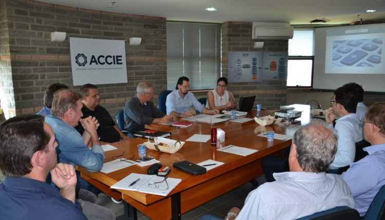 thumbnail_Realizada a primeira reunião da nova diretoria da ACCIE (1)