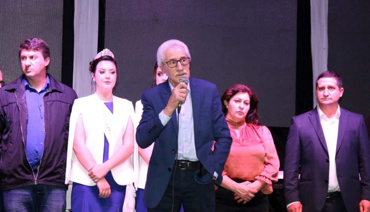 Prefeito de Três Arroios Carlos Florência Burille, durante seu pronunciamento